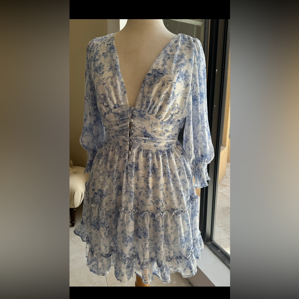 Cute dress